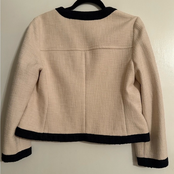 Ann Taylor Cream and Navy Blazer - Picture 3 of 3